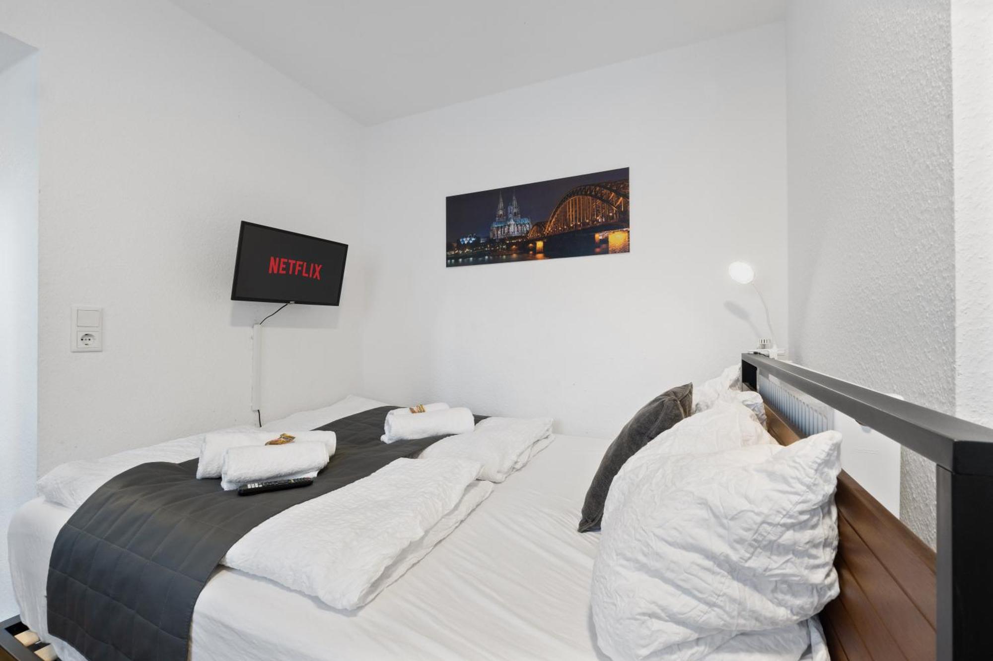 Modernes Apartement Am Rhein In Ruhiger Lage Cologne Extérieur photo